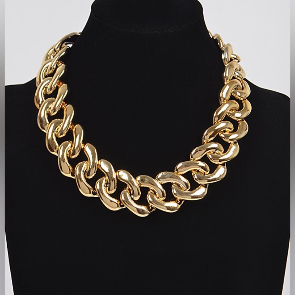 Oversized Chunky Chain Collar Statement Necklace